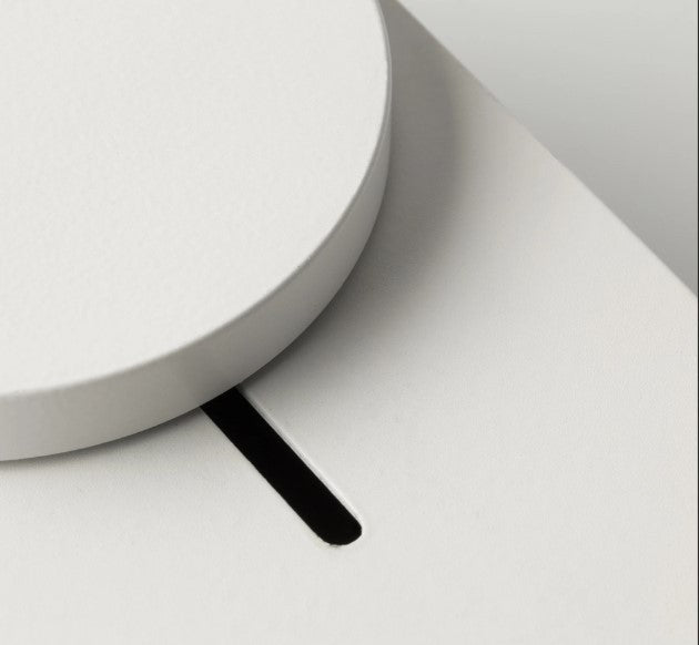 INVITING, Lampada da Tavolo con Clip per Interni, Faro Barcelona