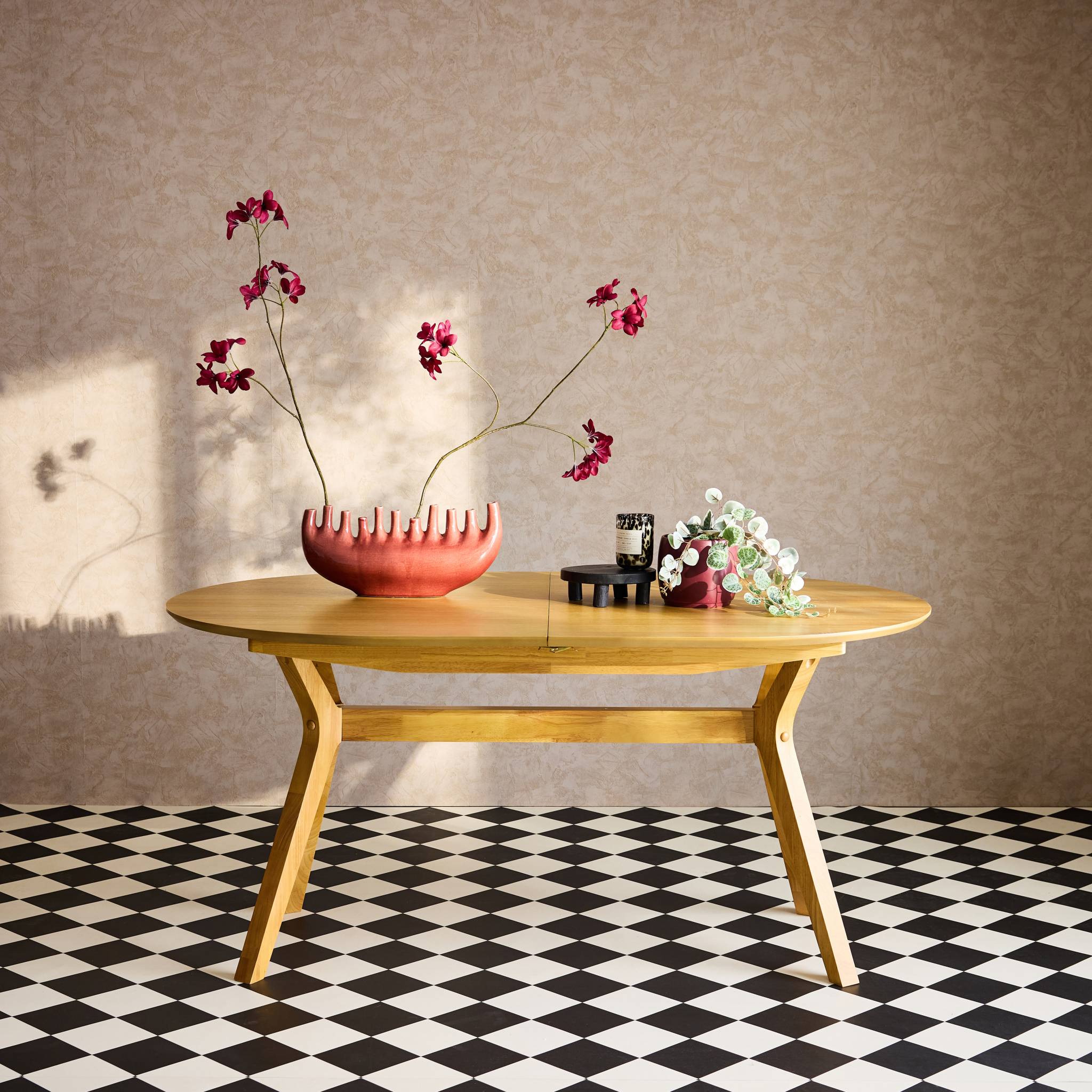 Tavolo da pranzo allungabile, 6-8 persone e impiallacciato in rovere,