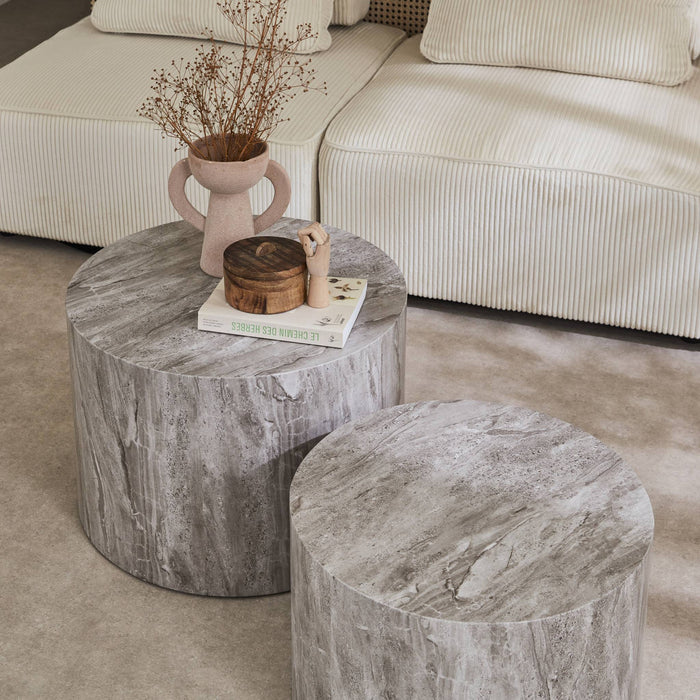 Set di 2 tavolini rotondi con effetto marmo, grigio