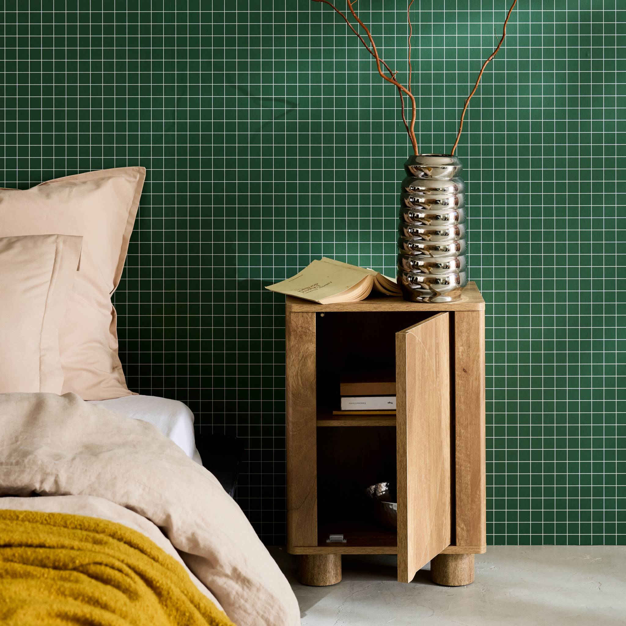 Comodino effetto legno di mango con 1 anta reversibile, albero di