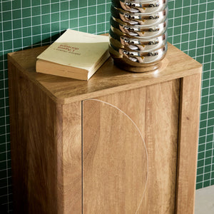 Set 2 comodini effetto legno di mango 1 anta reversibile, albero di