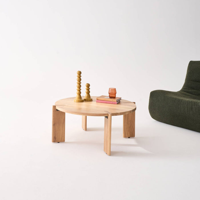 Tavolino da caffè esotico rotondo in legno massello, marrone naturale