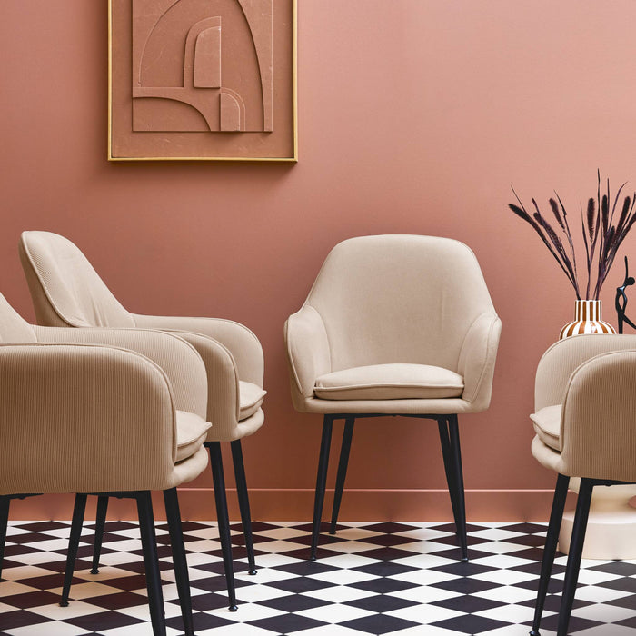 Set di 4 poltrone in velluto a coste con gambe in metallo nero opaco,