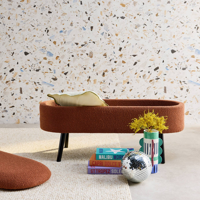 Cassapanca con rivestimento bouclé, color ruggine