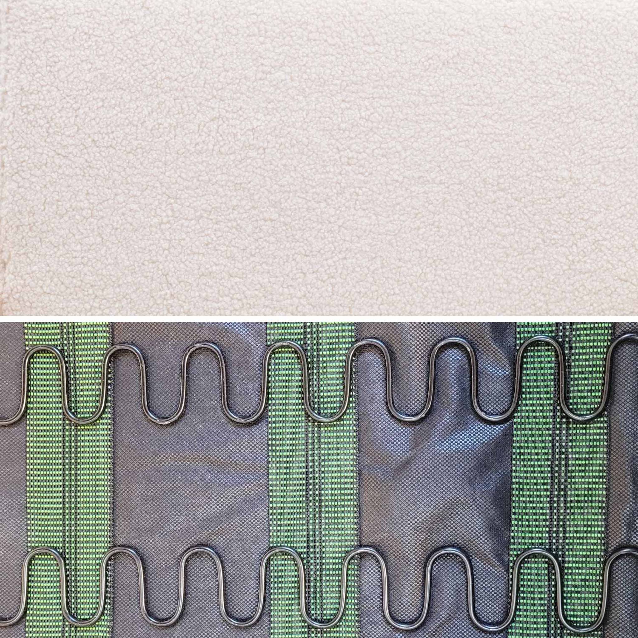 Divanetto in tessuto bouclé, gambe in legno a 2 posti, crema