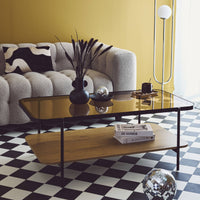 Tavolino vintage in metallo nero con piano in vetro, marrone naturale