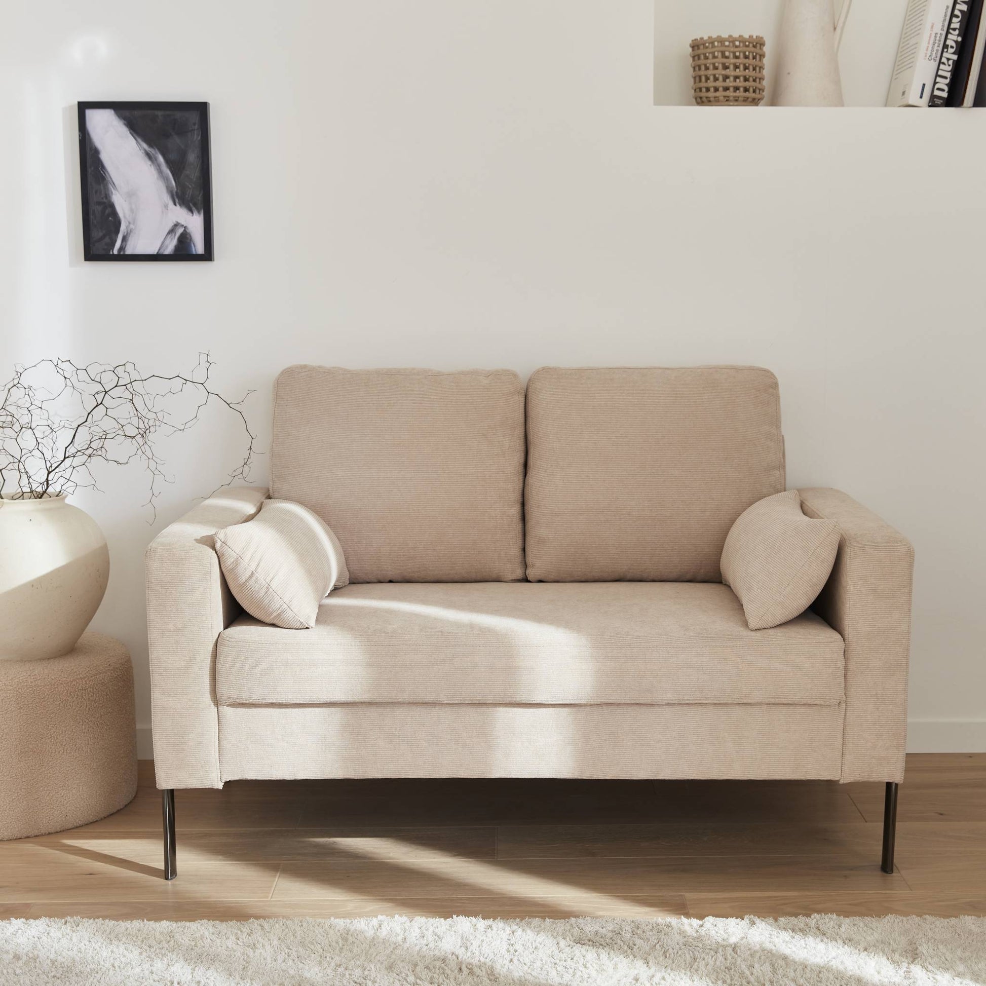 Divano a 2 posti in velluto a coste, gambe in metallo, beige