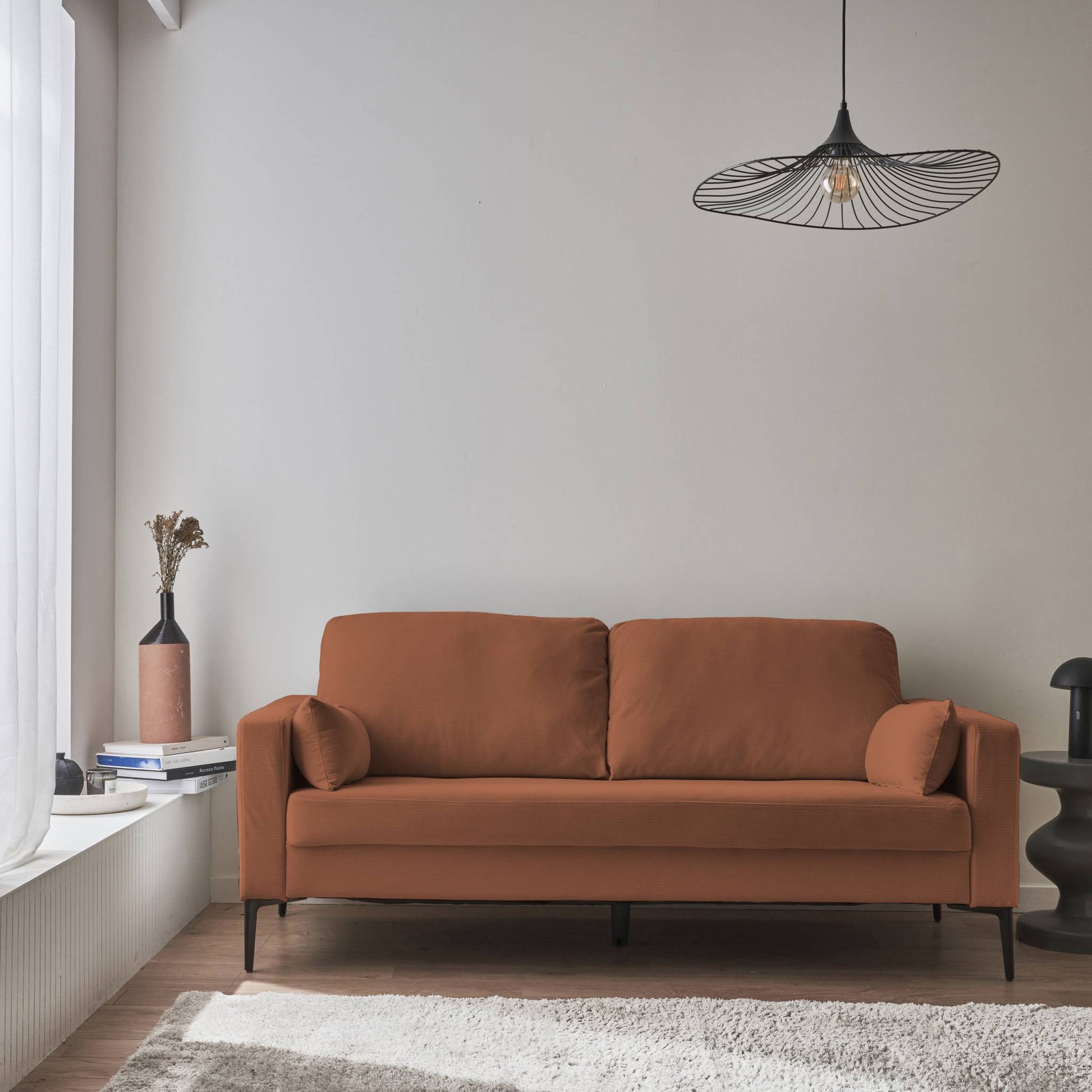 Divano a 3 posti in velluto a coste, gambe in metallo, terracotta