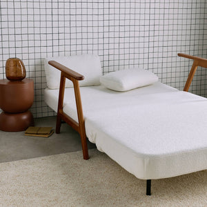 Divano letto convertibile 2 posti in legno di hevea tinto noce chiaro