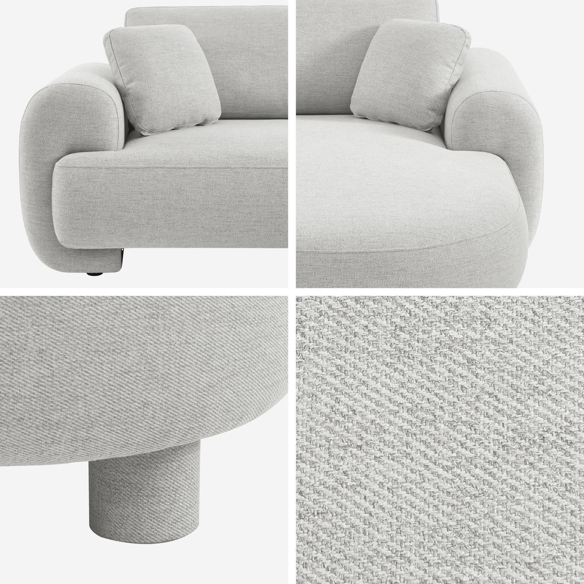 Divano ad angolo destro 3 posti in tessuto, piedi tondi, grigio chiaro