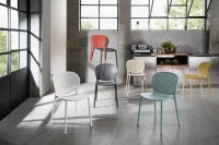 E-STYLO Sedia in polipropilene arancione impilabile, 48cm X 56cm H. 80cm.