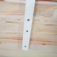 Tavolo da Pranzo 4 Posti con Piedini Antiscivolo, in Legno di Pino, 120x75x75 cm