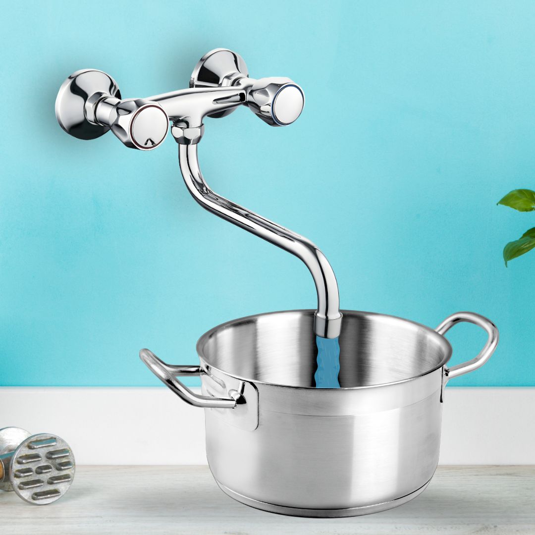 Rubinetto a muro down canna a esse in ottone cucina con erogazione orientabile *** confezione 1