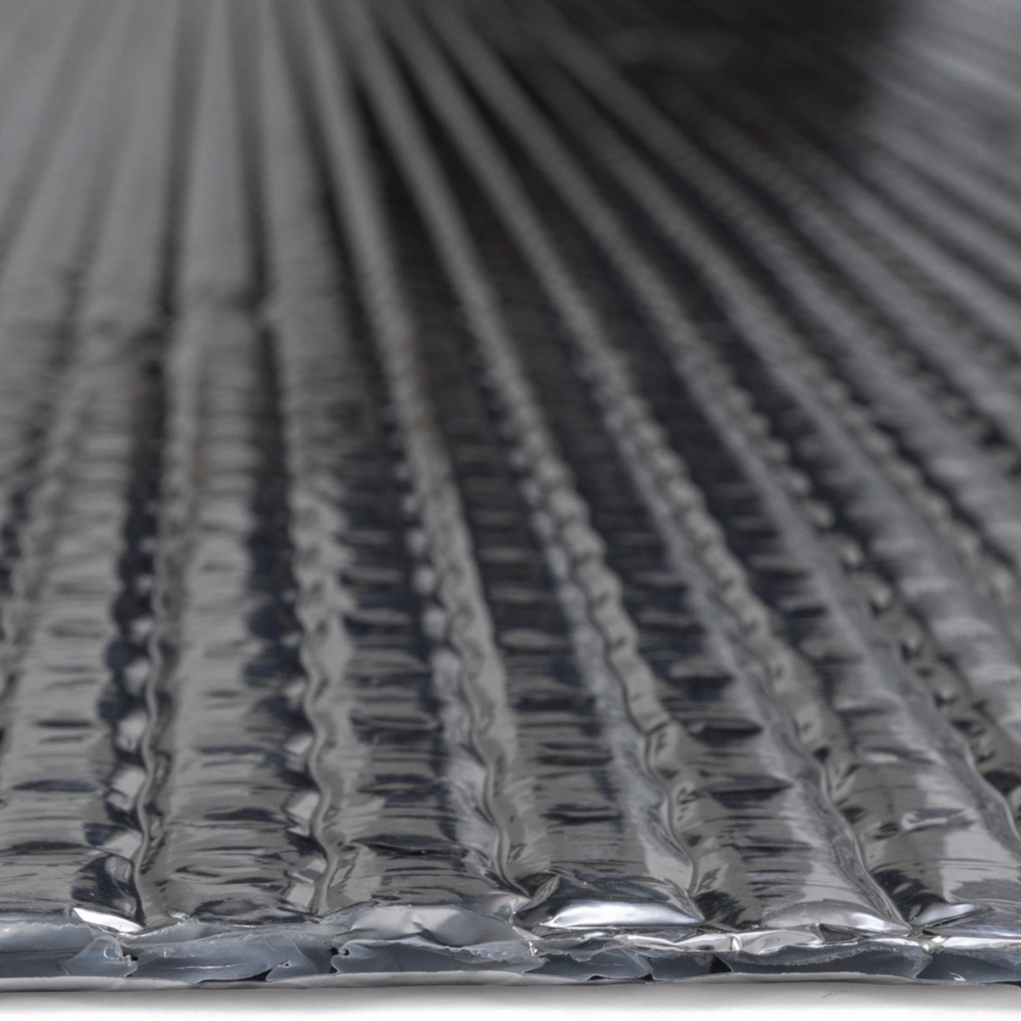 IDMarket - Kit di isolamento termico bifacciale in alluminio a bolle d'aria da 10m² per superfici multiple + adesivo