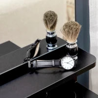 Set Da Toeletta Tavolo Da Trucco Con Sgabello Imbottito Grande Specchio + Più Ripiani Aperti + 4 Cassetti Nero Bianco