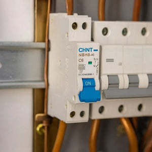 Chint interruttore magnetotermico compatto 1p+n curva c 1 modulo 4,5 ka 230v *** ampere 6 ampere, confezione 1