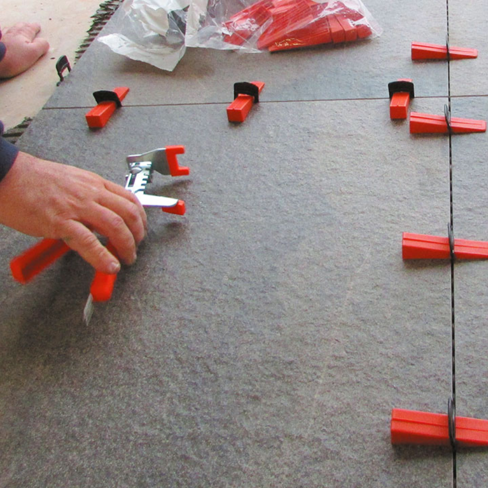 Distanziatori elementi livellanti piastrelle 3-12 mm confezione 250 pezzi *** spessore 0,5 mm, confezione 1