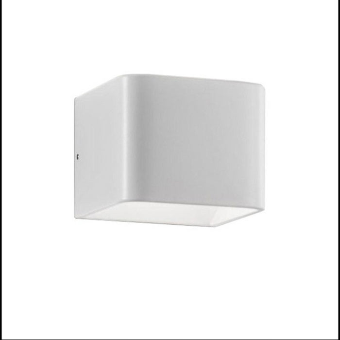 Lampada a led da parete Cubetto IP20 5,6W bianca