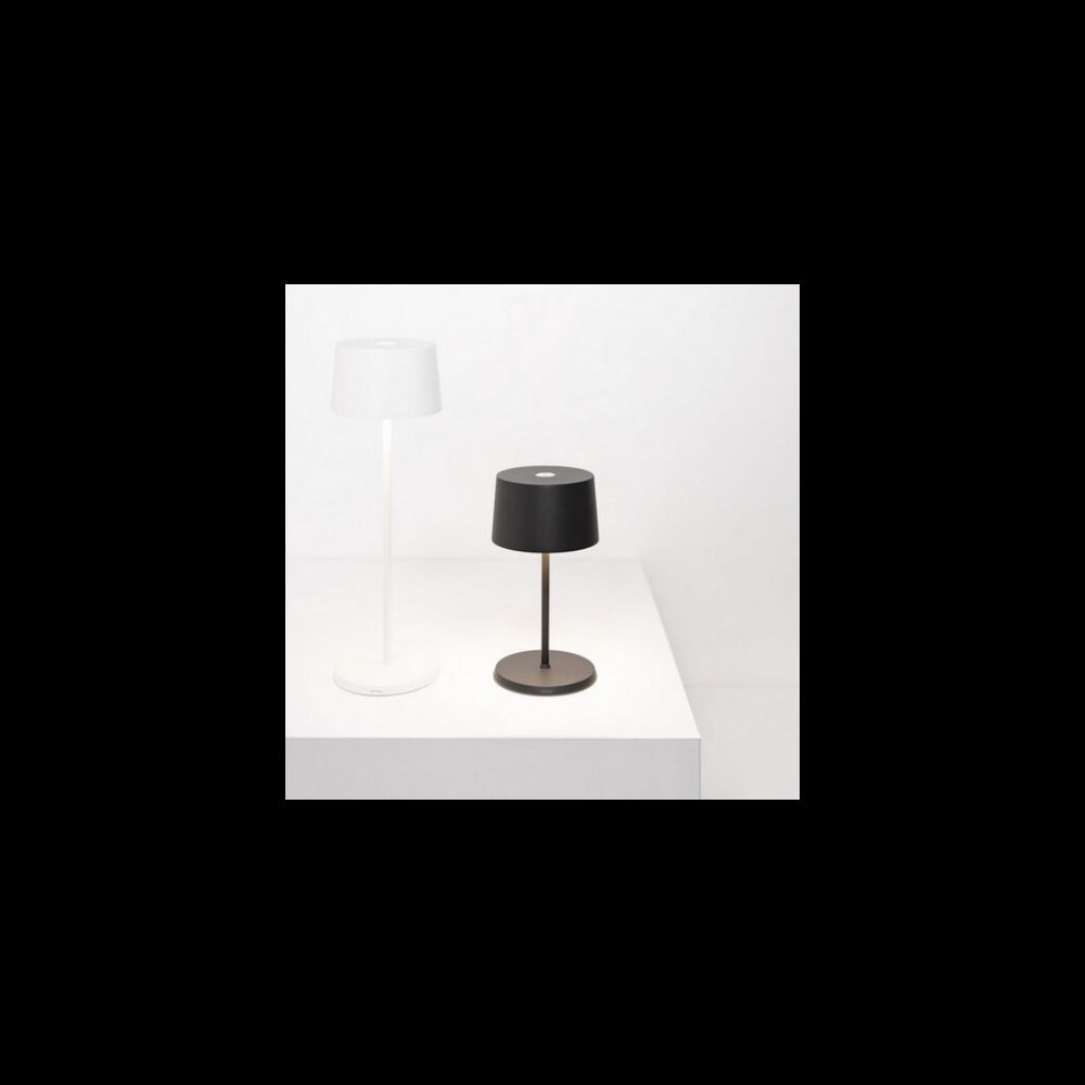 Lampada a led da tavolo Olivia Pro mini arancio ricaricabile e dimmerabile