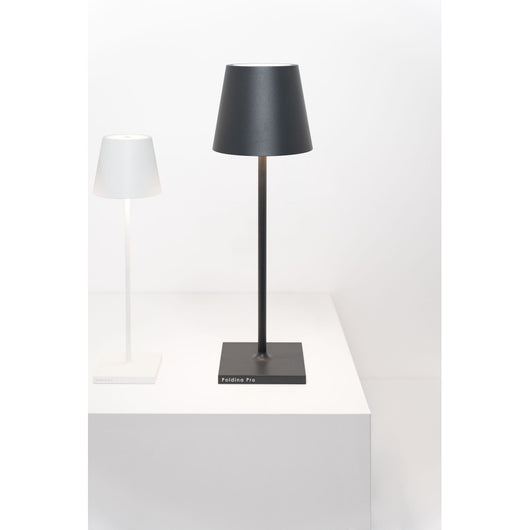 Lampada a led da tavolo Poldina L Desk Corten ricaricabile e dimmerabile con batteria fino a 12 ore