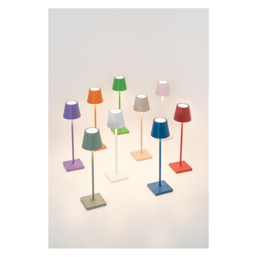 Lampada a led da tavolo Poldina Pro Micro Lilla ricaricabile e dimmerabile con batteria fino a 12 ore