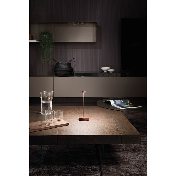 Zafferano Lampada a led da tavolo Swap Pro Corten ricaricabile e dimmerabile 2200-2700-3000K - 9h massima potenza