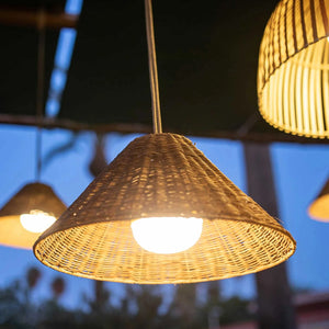 LÚZETE - LAMPADA A SOSPENSIONE PER ESTERNI SENZA CAVO CALOBRA 20 BATTERIA RICARICABILE