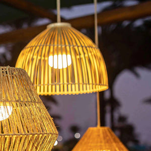 LÚZETE - LAMPADA A SOSPENSIONE PER ESTERNI SENZA CAVO REONA 30 BATTERIA RICARICABILE