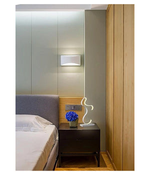 Lampada Da Comodino Curva Lume 12w Lumino Moderno Luce Fredda Calda Naturale D03  -bianco Caldo      -