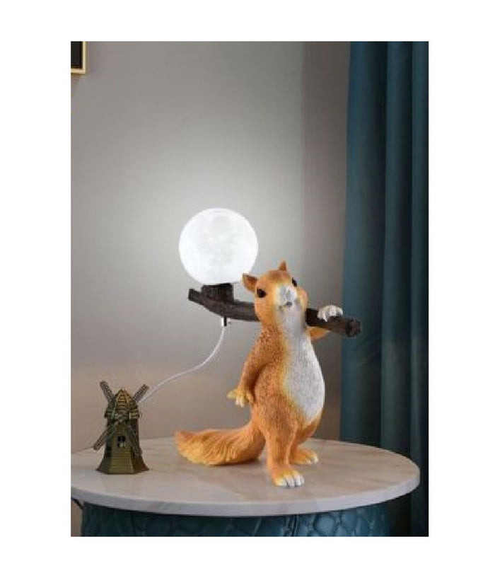 Lampada Da Tavolo Decorativa A Forma Di Scoiattolo In Resina Lume Moderno G9 D06         