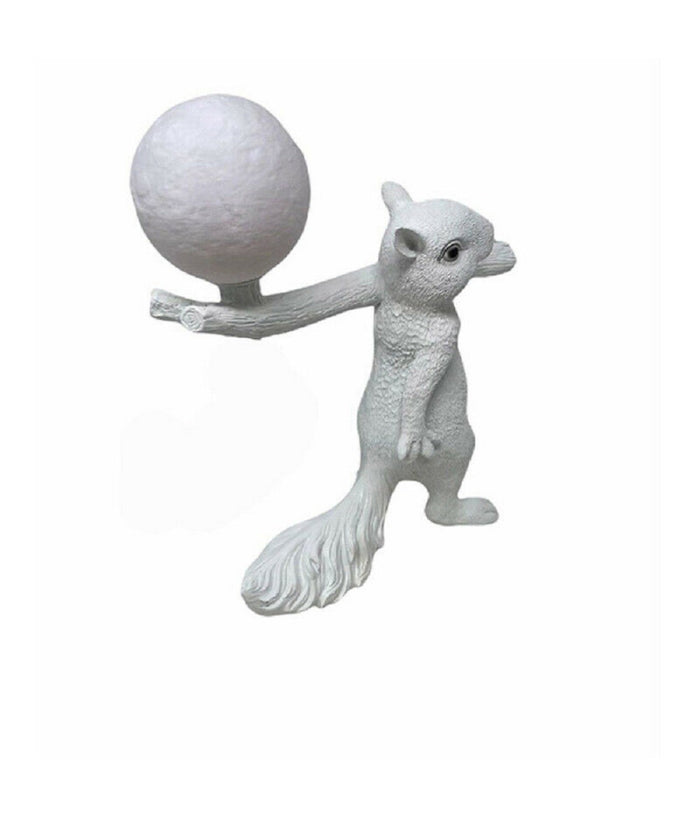 Lampada Da Tavolo Decorativa A Forma Di Scoiattolo In Resina Lume Moderno G9 D06  Bianco       