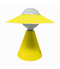 Lampada Da Tavolo Decorativa Con Paralume A Cappello Orientabile Lume E27 D13  Giallo       