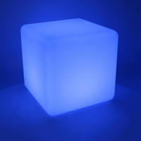 Lampada led plastica ricaricabile multicolor quadro cm 30x30h30