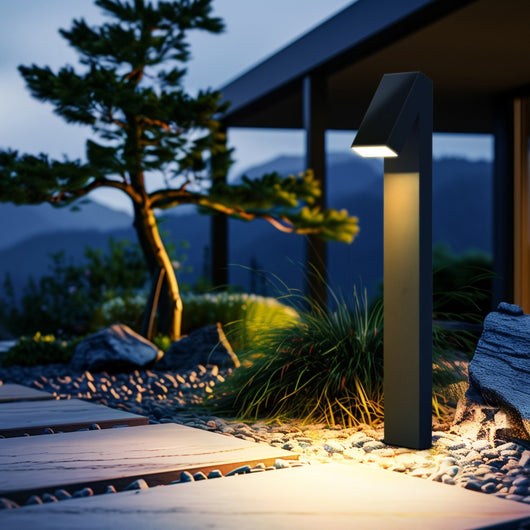 Lampada LED solare da giardino 500lm IP65 con paletto e sensore crepuscolare - 3000K