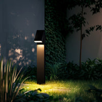 Lampada LED solare da giardino 500lm IP65 con paletto e sensore crepuscolare - 3000K