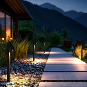 Lampada LED solare da giardino 500lm IP65 con paletto e sensore crepuscolare - 3000K