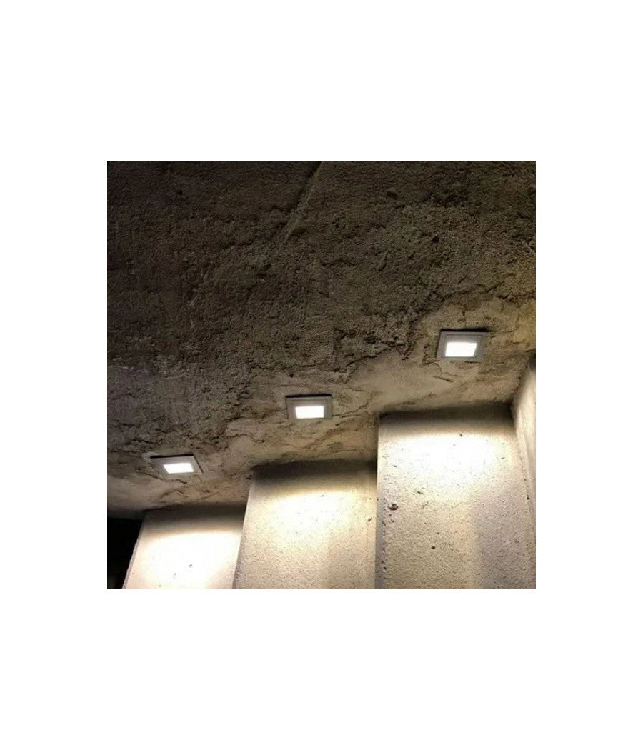 Lampada Segnapasso 1w A Led Da Parete Muro Applique Da Interno 95x95 Luce Calda         