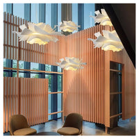 Trade Shop - Lampadario A Sospensione A Forma Di Fiore Petali Bianco Luce Attacco E27 Ip20 71607         