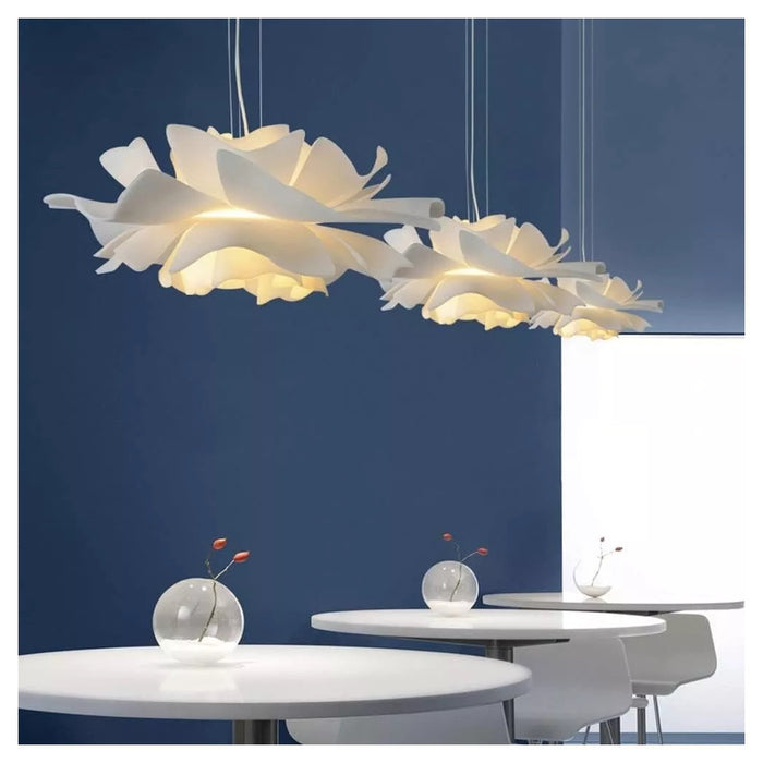 Trade Shop - Lampadario A Sospensione A Forma Di Fiore Petali Bianco Luce Attacco E27 Ip20 71607         