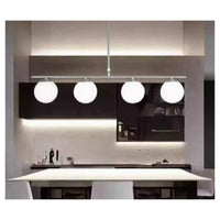 Trade Shop - Lampadario A Sospensione Argento Con 4 Sfere Bolle Bianche In Vetro Attacco G9 33924         