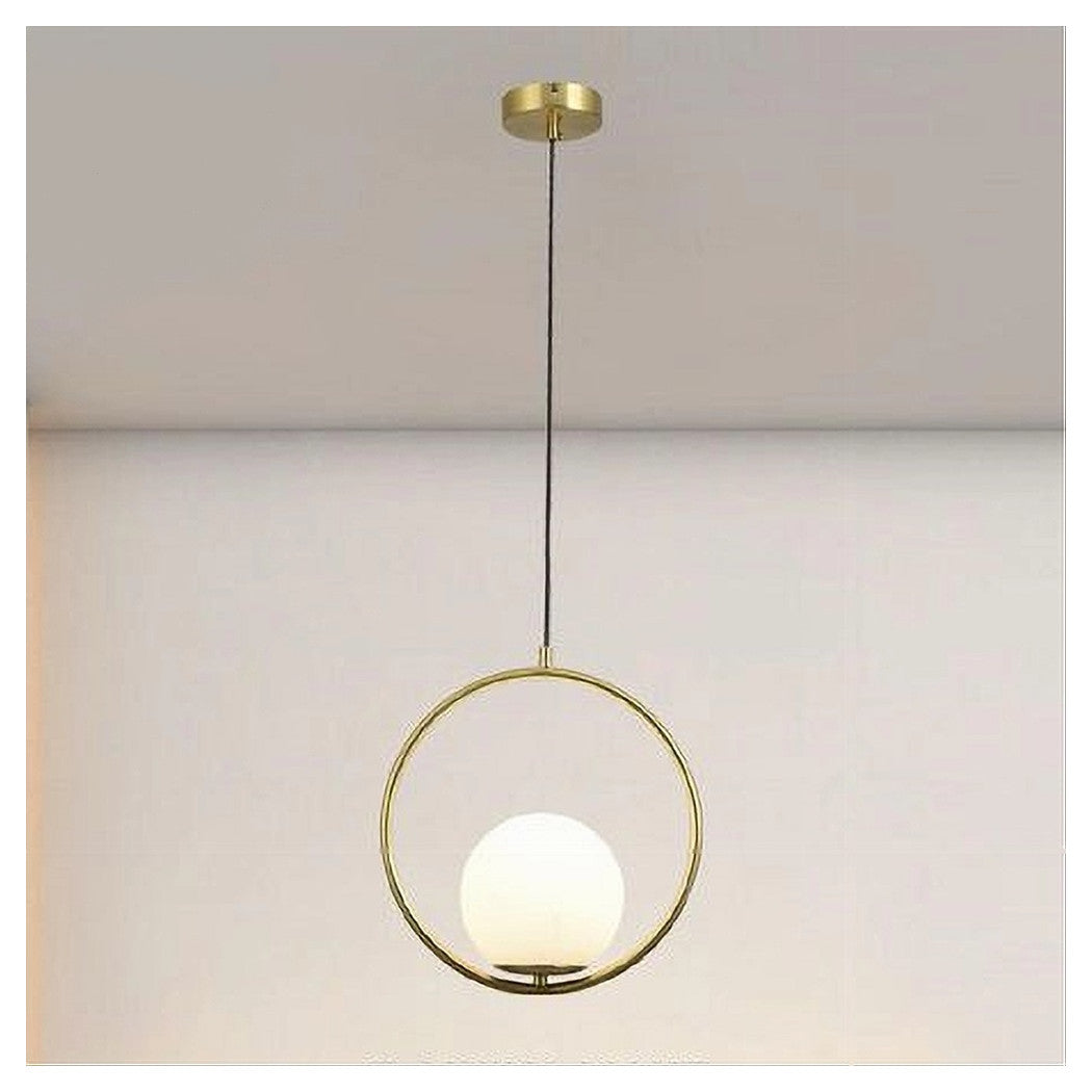 Trade Shop - Lampadario A Sospensione Cerchio Metallo Con Sfera Vetro Bianco Attacco E27 Oro 32811         