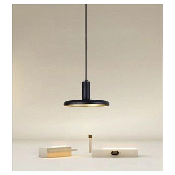 Trade Shop - Lampadario A Sospensione Design Moderno Con Paralume In Ferro Nero Oro E27 Ip20 33757         