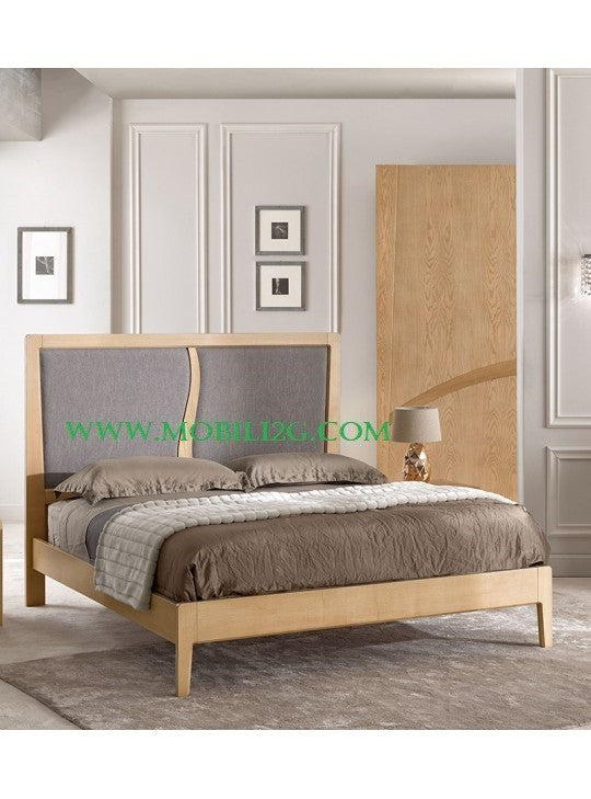 Letto matrimoniale legno chiaro