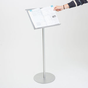 Leggio in metallo con portalibro A3