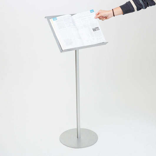 Leggio in metallo con portalibro A3