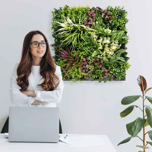 Liana - Quadro vegetale con foglie e fiori, cornice nera in PVC, 50x50 cm