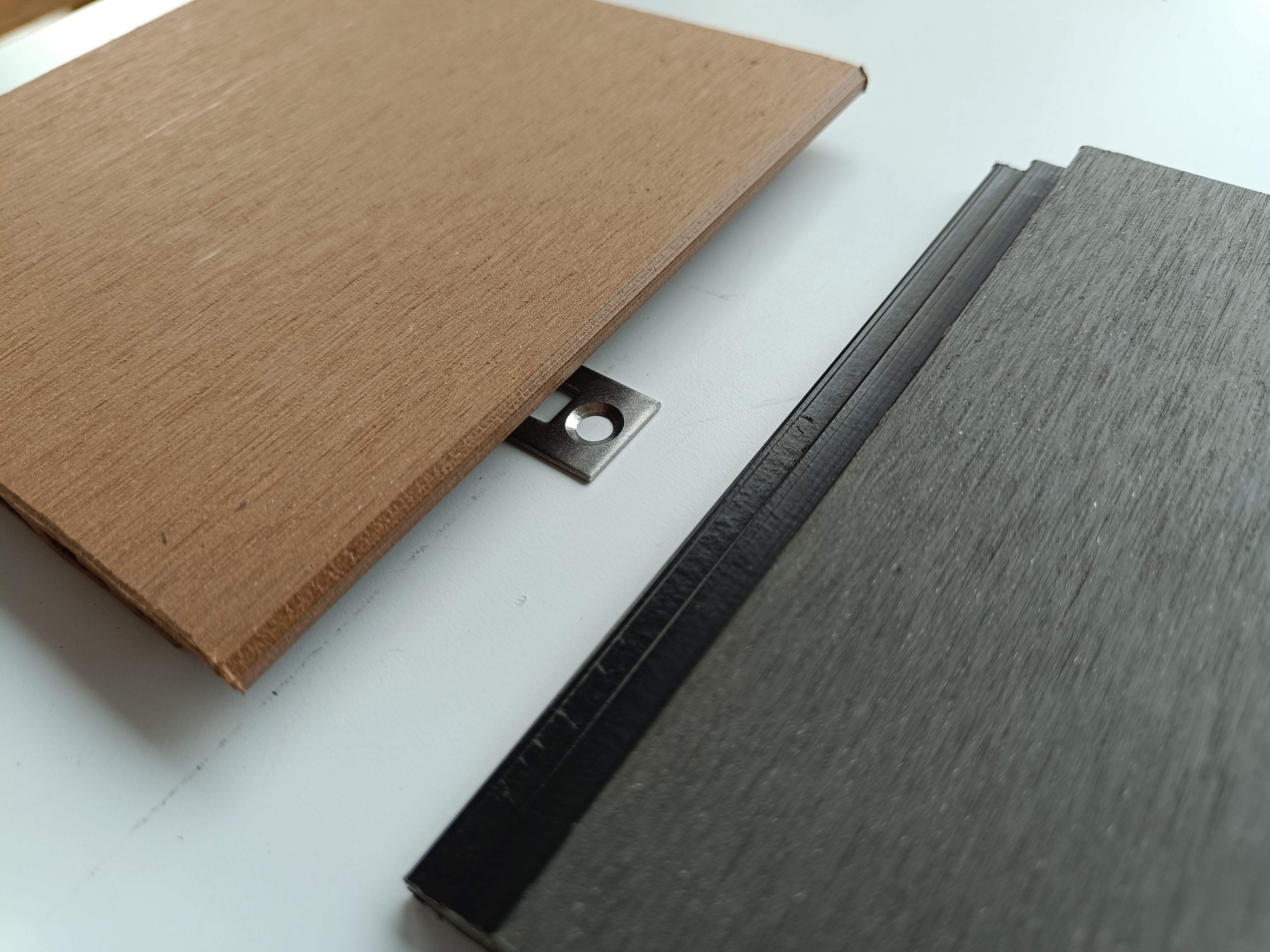 Listoni WPC Plane 25m² per rivestimenti colore Teak listone 150x2200mm spessore 11mm