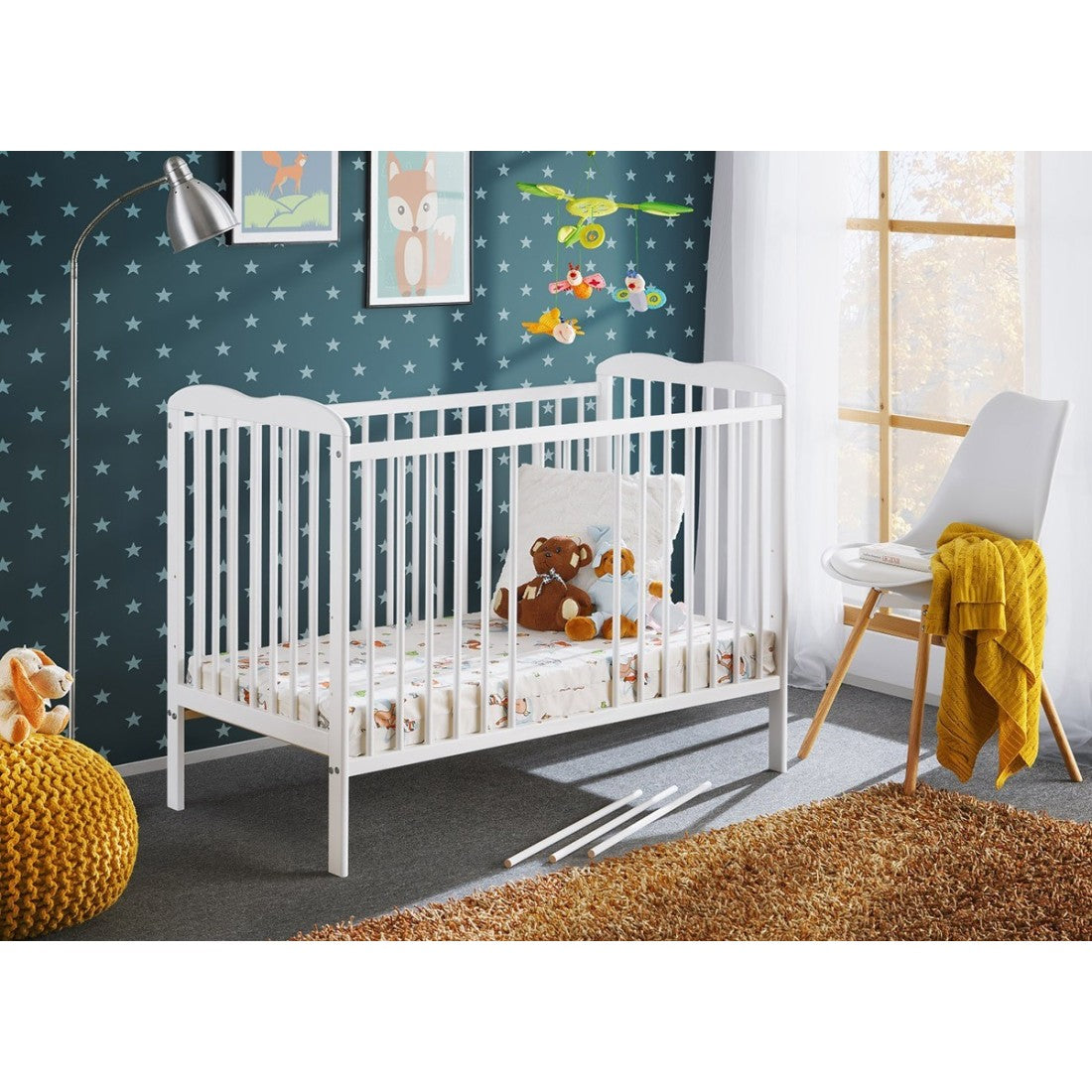 Lettino e materasso per bambini evolutivo, collezione NOE, regolabile in altezza. Colore bianco opaco.