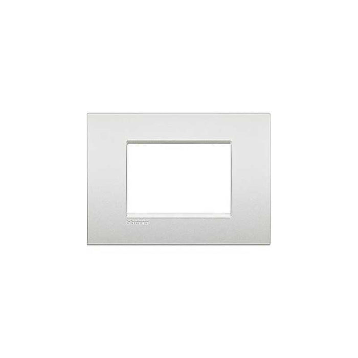 Lnc4803Pr Placca Air 3 Moduli Bianco Perla Livinglight