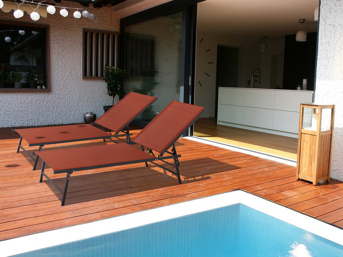 Set di 2 lettini prendisole in metallo "Sublima" - 180 x 54 x 104 cm - Terracotta